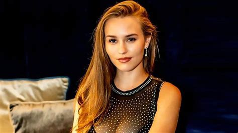 laura müller nude celeb gate|Stars nackt, Playboy Nacktbilder & Paparazzi Fotos. Videos, .
